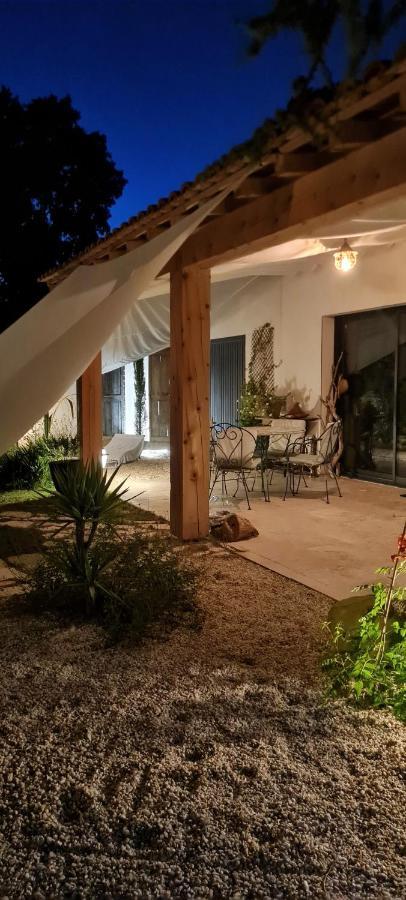 Gite Les 2 Cedres Vila Cardet Exterior foto